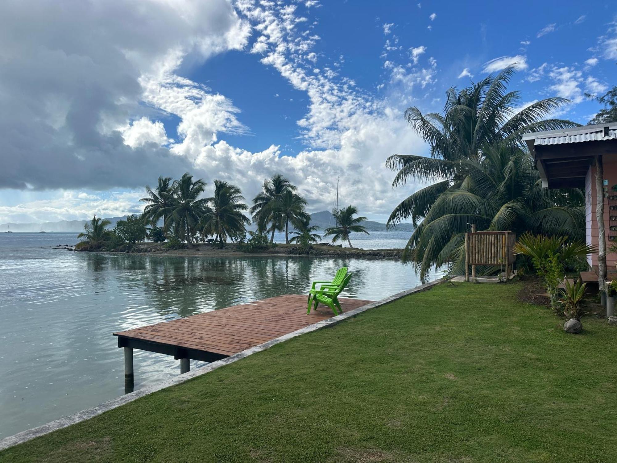 Bungalow Chez Josi, Bord De Mer Prive Tevaitoa エクステリア 写真